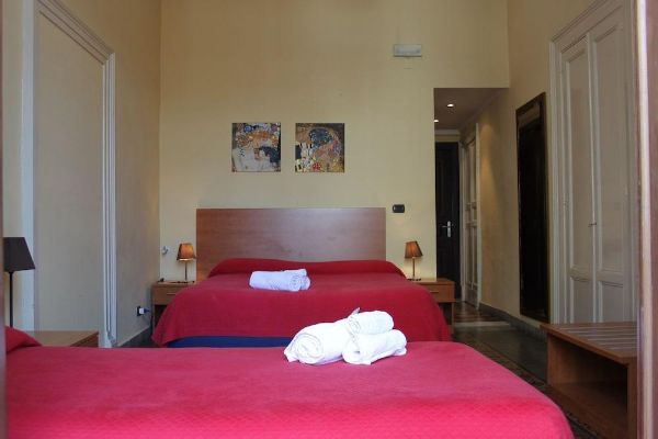 Bed and Breakfast Opera (Catania)